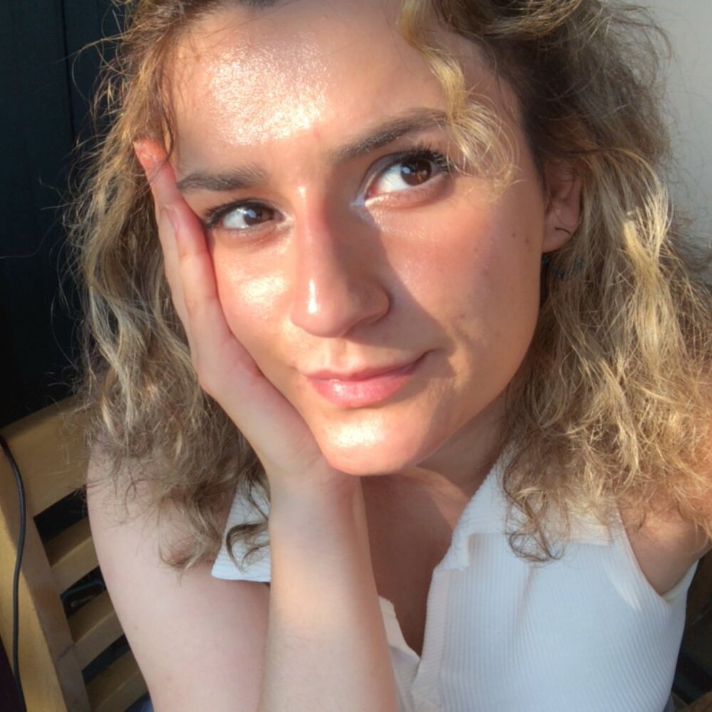 Meet your Posher, Özge buse